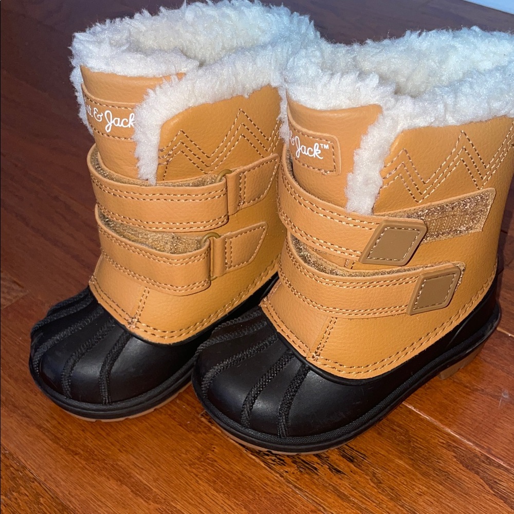 Cat & Jack Tan and Black Kids Snow Boots
